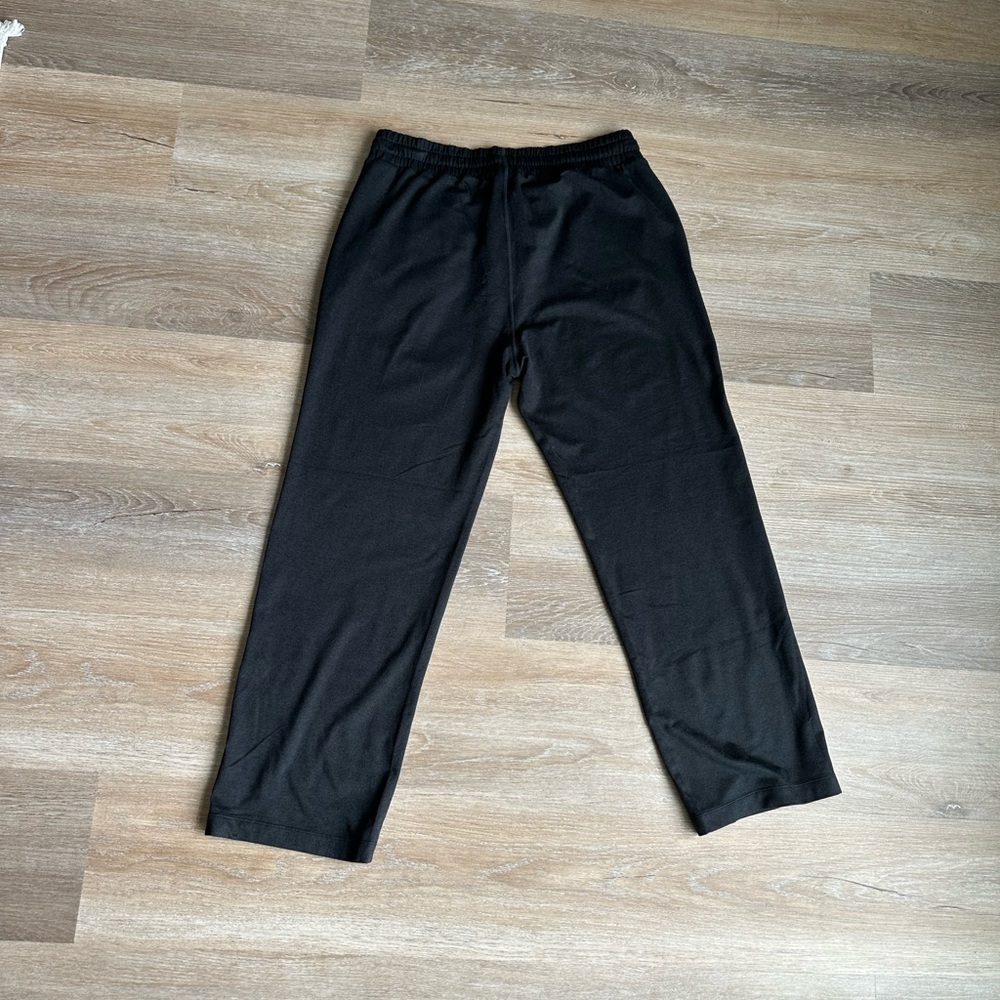 Vuori Halo Wide Leg Pant size large short - Picture 3 of 3